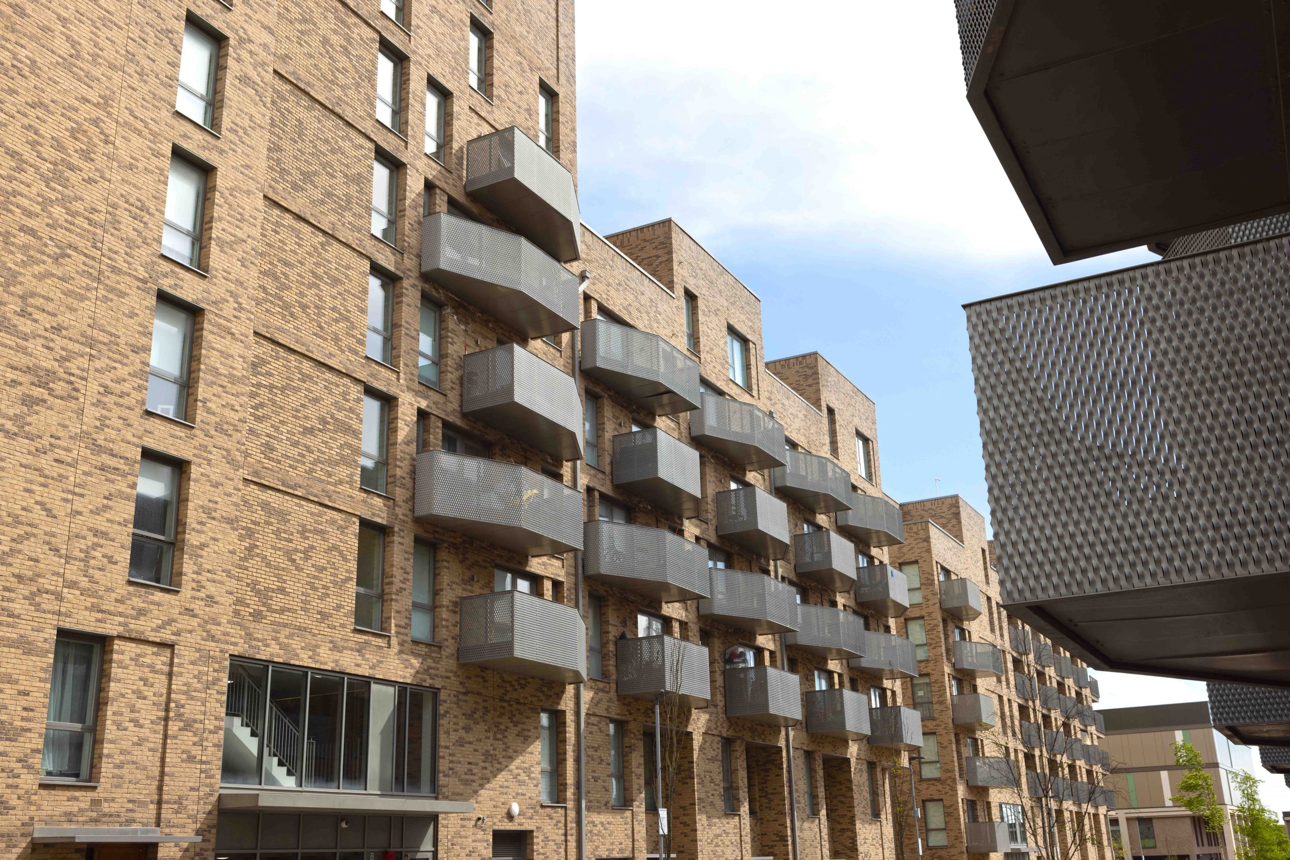 CPD Certified: Navigating Modern Masonry Façades
